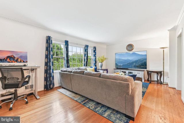 6719 BARON RD, Mclean, VA 22101