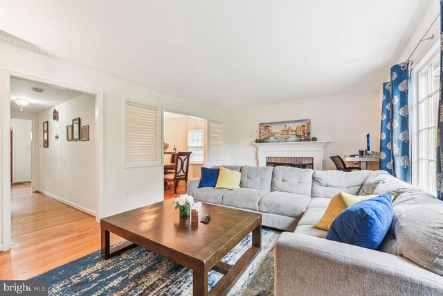 6719 BARON RD, Mclean, VA 22101