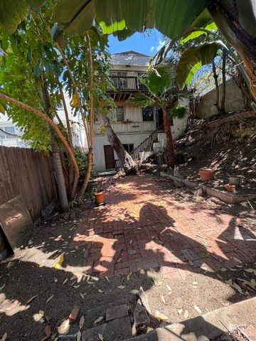 1103 Sutter, San Diego, CA 92103