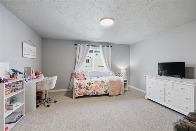 2640 S Summit Estates Dr, Greenacres, WA 99016