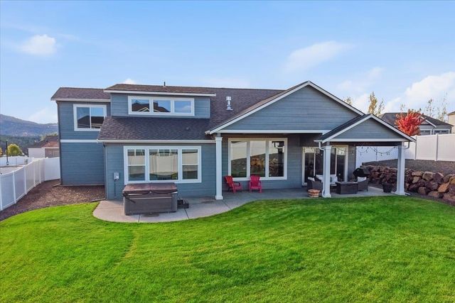 2640 S Summit Estates Dr, Greenacres, WA 99016