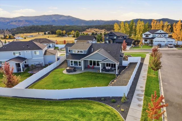 2640 S Summit Estates Dr, Greenacres, WA 99016