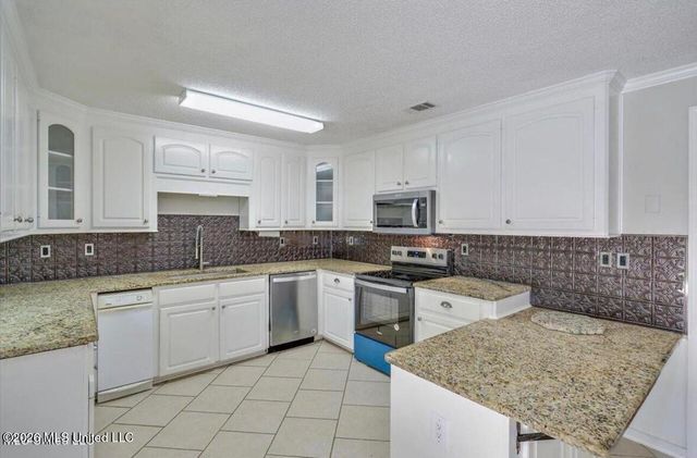 2713 Highway 471, Brandon, MS 39047