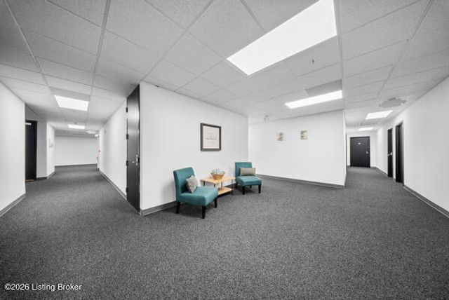 1031 Zorn Ave, Louisville, KY 40207
