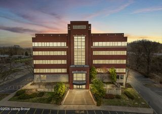 1031 Zorn Ave, Louisville, KY 40207