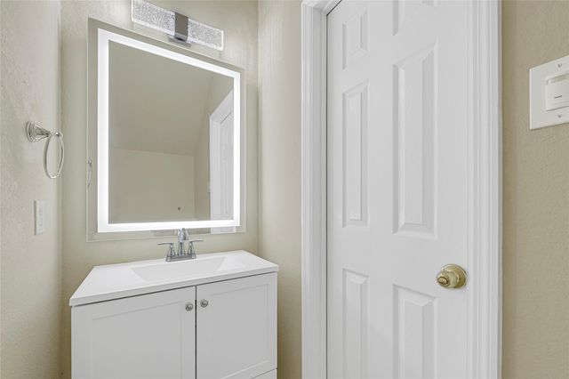 12615 Aubreywood Lane, Houston, TX 77070