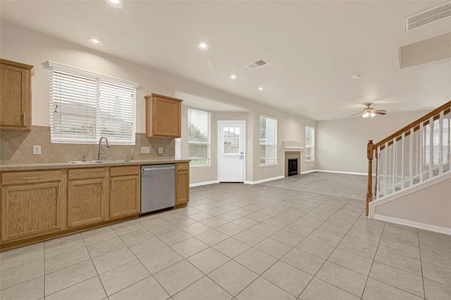 12615 Aubreywood Lane, Houston, TX 77070