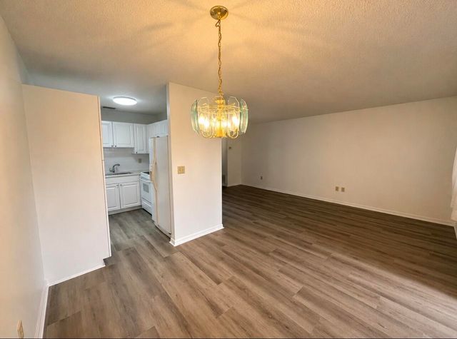 12 Vista Palm Lane, Vero Beach, FL 32962