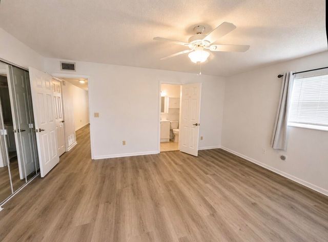 12 Vista Palm Lane, Vero Beach, FL 32962
