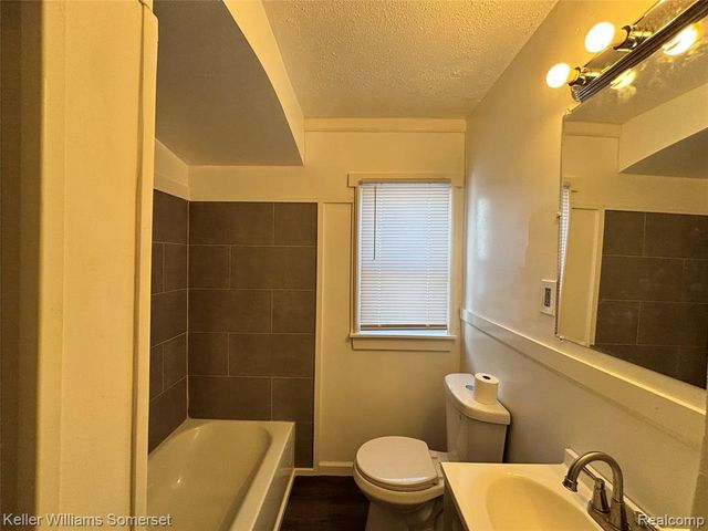 20059 Bloom Street, Detroit, MI 48234