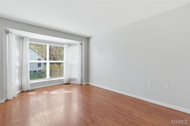 11328 Ashton Wood Lane, Maryland Heights, MO 63043