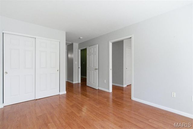 11328 Ashton Wood Lane, Maryland Heights, MO 63043