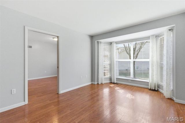 11328 Ashton Wood Lane, Maryland Heights, MO 63043