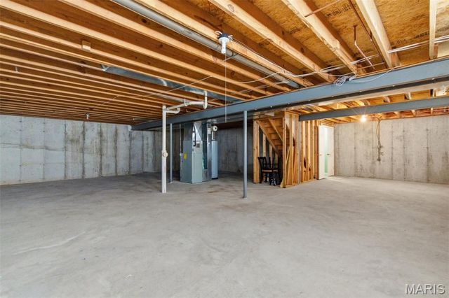 11328 Ashton Wood Lane, Maryland Heights, MO 63043