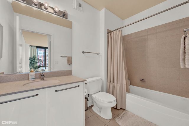 450 E Waterside Drive 1511, Chicago, IL 60601