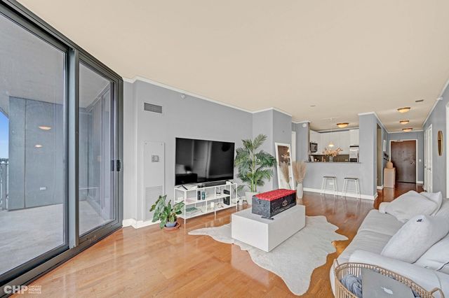 450 E Waterside Drive 1511, Chicago, IL 60601