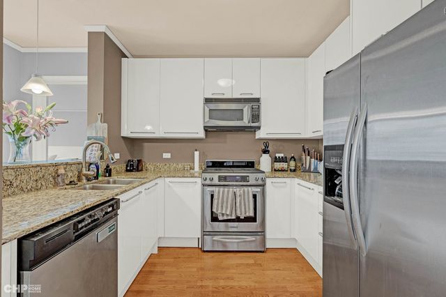 450 E Waterside Drive 1511, Chicago, IL 60601