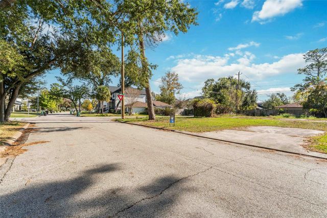 2003 Ebony Lane, Houston, TX 77018