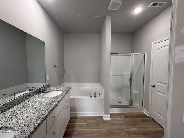 203 Barbour's Place Drive, Four Oaks, NC 27524