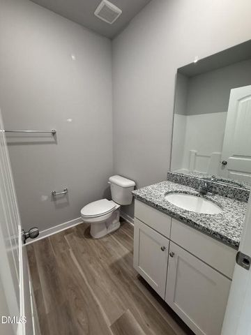 203 Barbour's Place Drive, Four Oaks, NC 27524