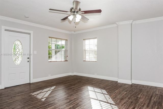 1579 NE 182nd St, North Miami Beach, FL 33162