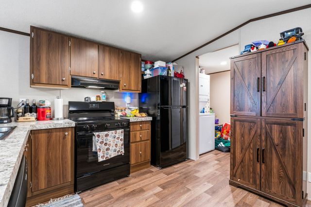 1181 Ravenscroft Rd, W, Sparta, TN 38583