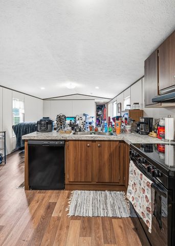 1181 Ravenscroft Rd, W, Sparta, TN 38583