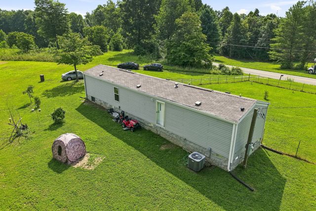1181 Ravenscroft Rd, W, Sparta, TN 38583