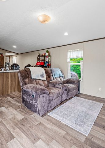 1181 Ravenscroft Rd, W, Sparta, TN 38583