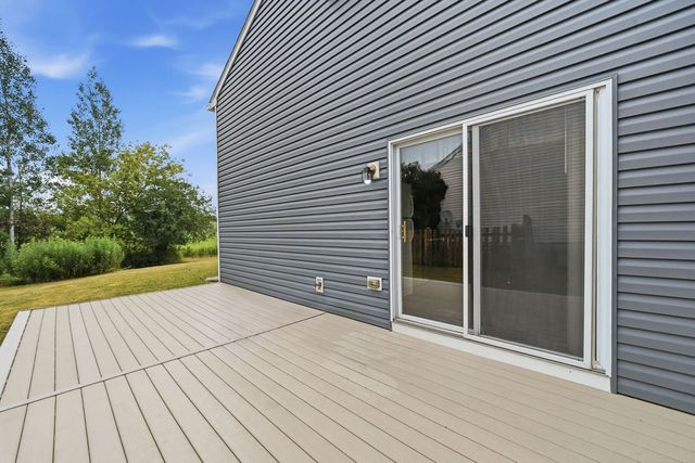 633 Indian Trail Road, Antioch, IL 60002