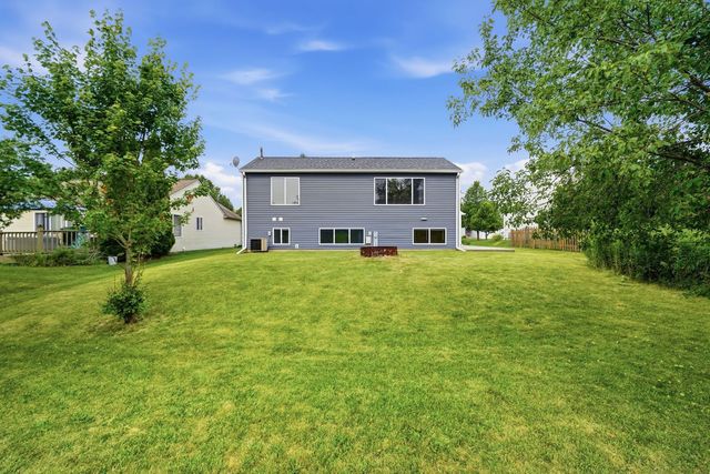 633 Indian Trail Road, Antioch, IL 60002