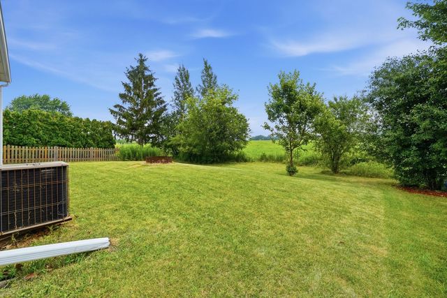 633 Indian Trail Road, Antioch, IL 60002