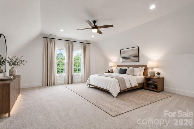 5046 Woodwinds Drive NE, Hickory, NC 28601