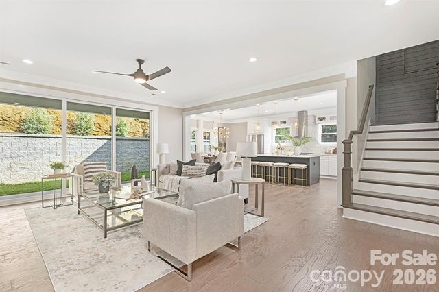 5046 Woodwinds Drive NE, Hickory, NC 28601