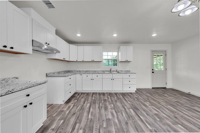 6410 Renwood Drive, Fort Worth, TX 76140