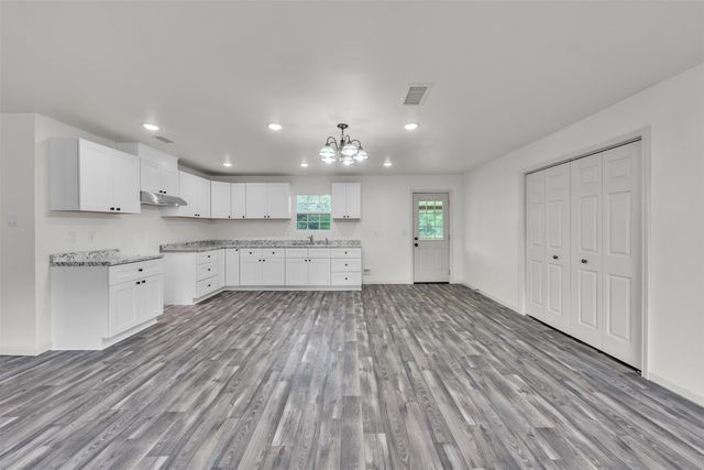 6410 Renwood Drive, Fort Worth, TX 76140