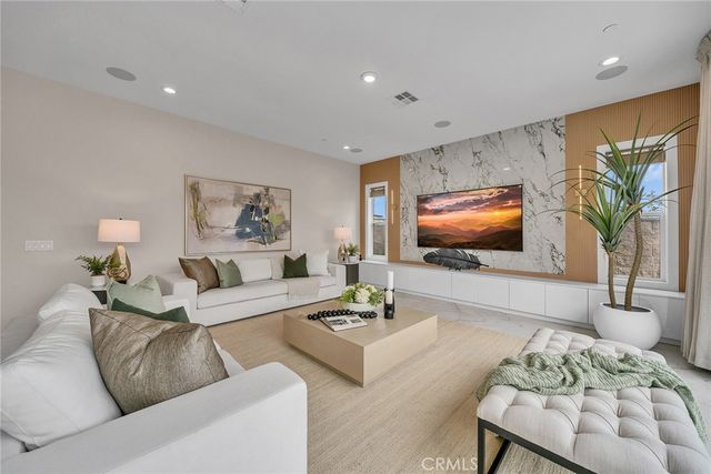 181 Hill, Lake Forest, CA 92630