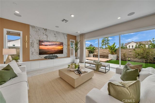 181 Hill, Lake Forest, CA 92630