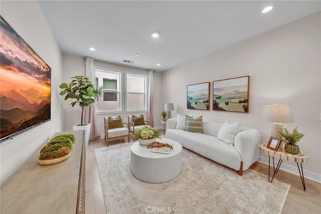 181 Hill, Lake Forest, CA 92630