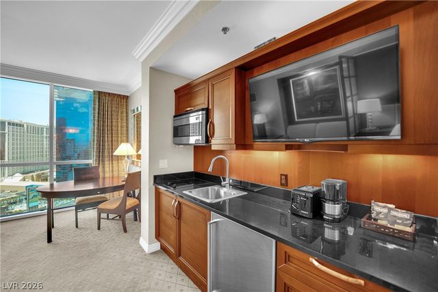 135 East Harmon Avenue 2409, Las Vegas, NV 89109