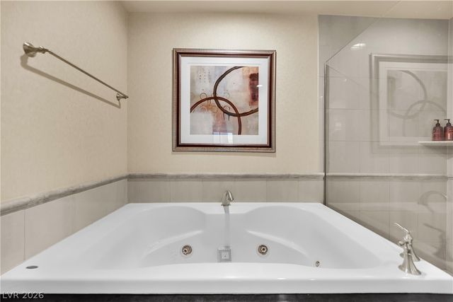 135 East Harmon Avenue 2409, Las Vegas, NV 89109