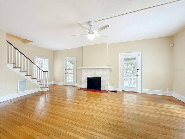 409 E CONCORD STREET, Orlando, FL 32803