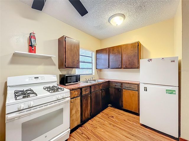 409 E CONCORD STREET, Orlando, FL 32803