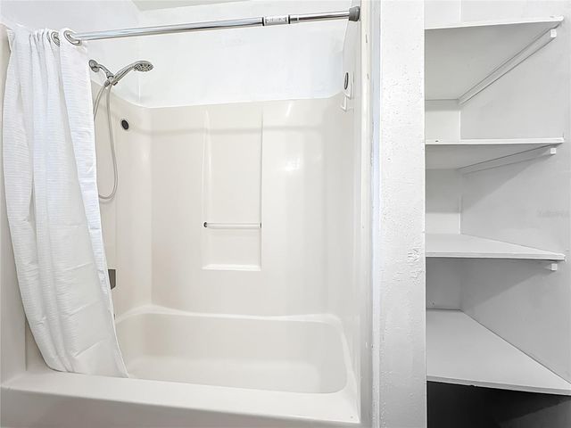 409 E CONCORD STREET, Orlando, FL 32803