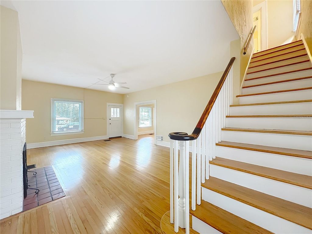 Image 25 of property listing at 409 E CONCORD STREET, Orlando, FL 32803