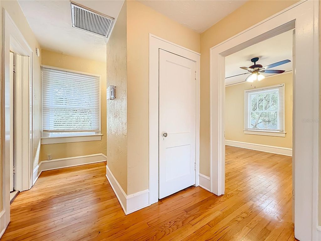 Image 28 of property listing at 409 E CONCORD STREET, Orlando, FL 32803