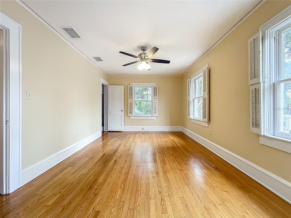 Image 38 of property listing at 409 E CONCORD STREET, Orlando, FL 32803