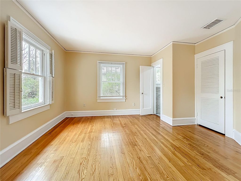 Image 40 of property listing at 409 E CONCORD STREET, Orlando, FL 32803