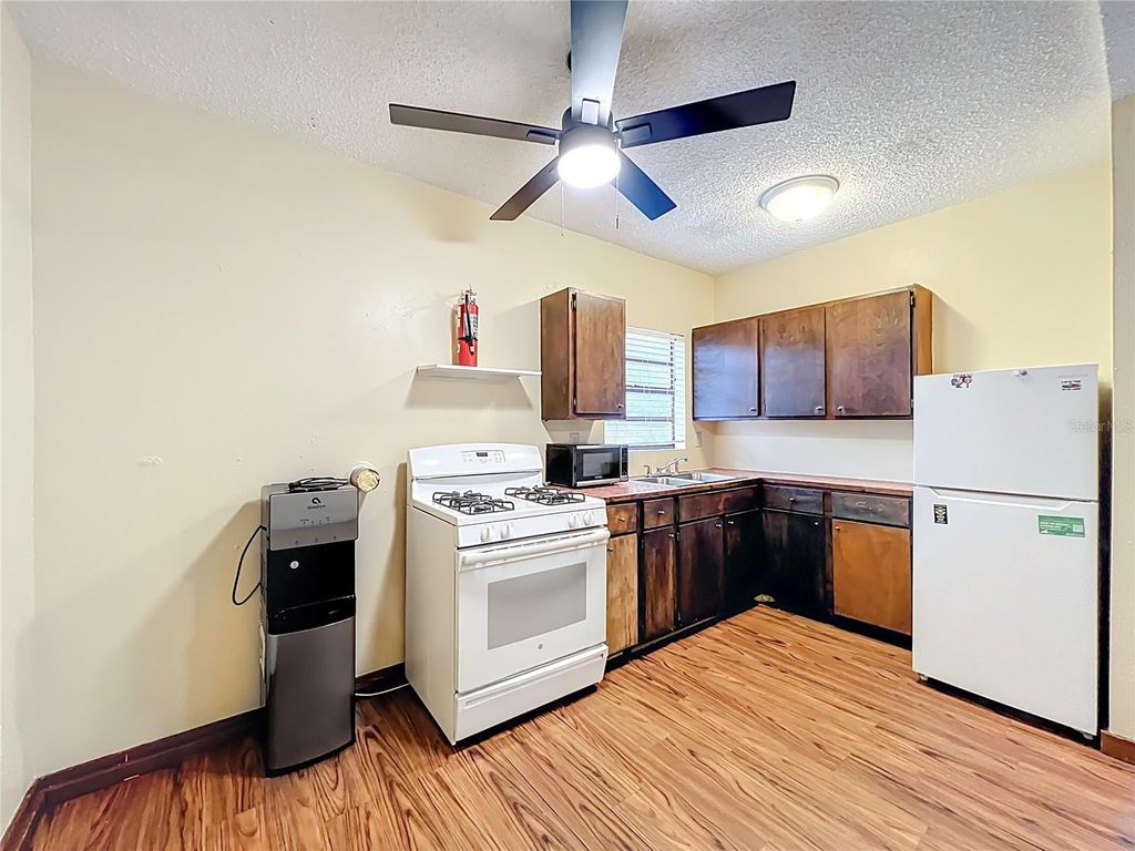 Image 52 of property listing at 409 E CONCORD STREET, Orlando, FL 32803