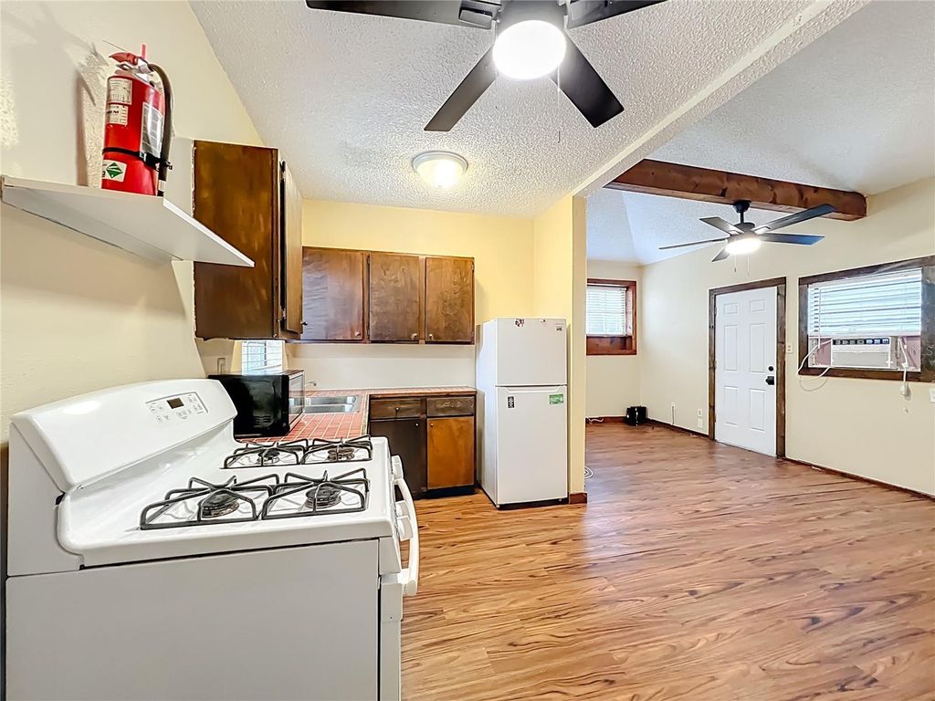 Image 54 of property listing at 409 E CONCORD STREET, Orlando, FL 32803